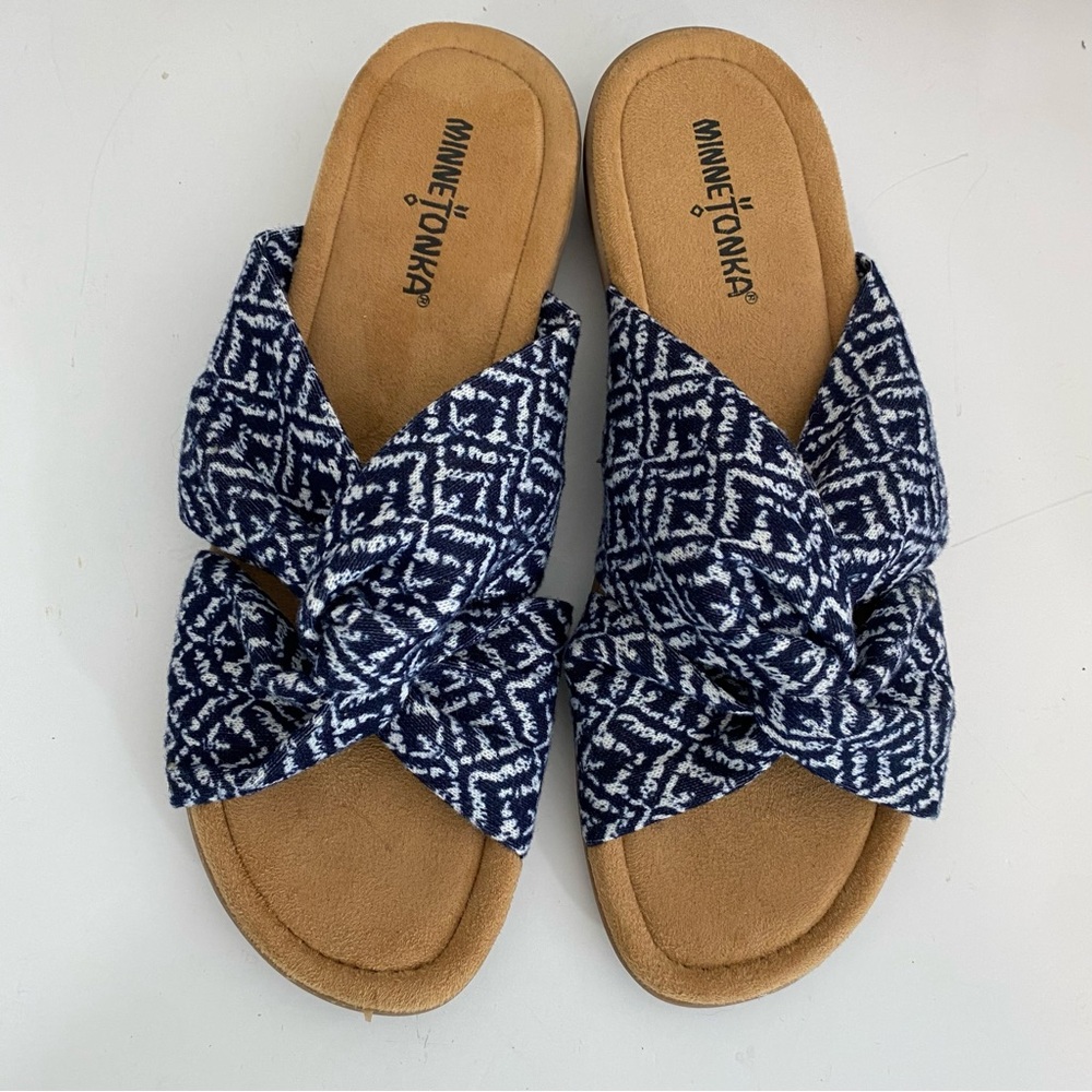 Minnetonka Sarong slip on sandal slides blue